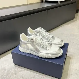 Dior Sneakers Lifestyle Blanc Argent Métallisé Dessus Synthétique Semelle Caoutchouc