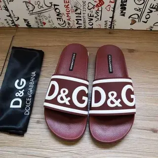 Dolce & Gabbana D&G Slide أحمر بوردو وأبيض نعال