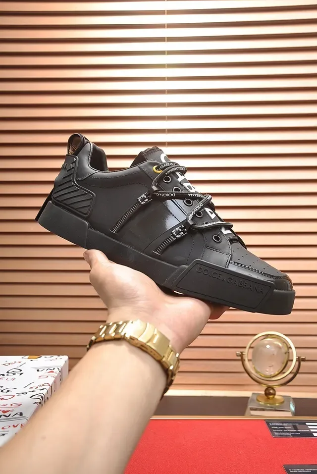 Dolce & Gabbana Defender Noir Blanc semelle plateforme épaisse cuir perforé embout doigt chaussures lifestyle 7