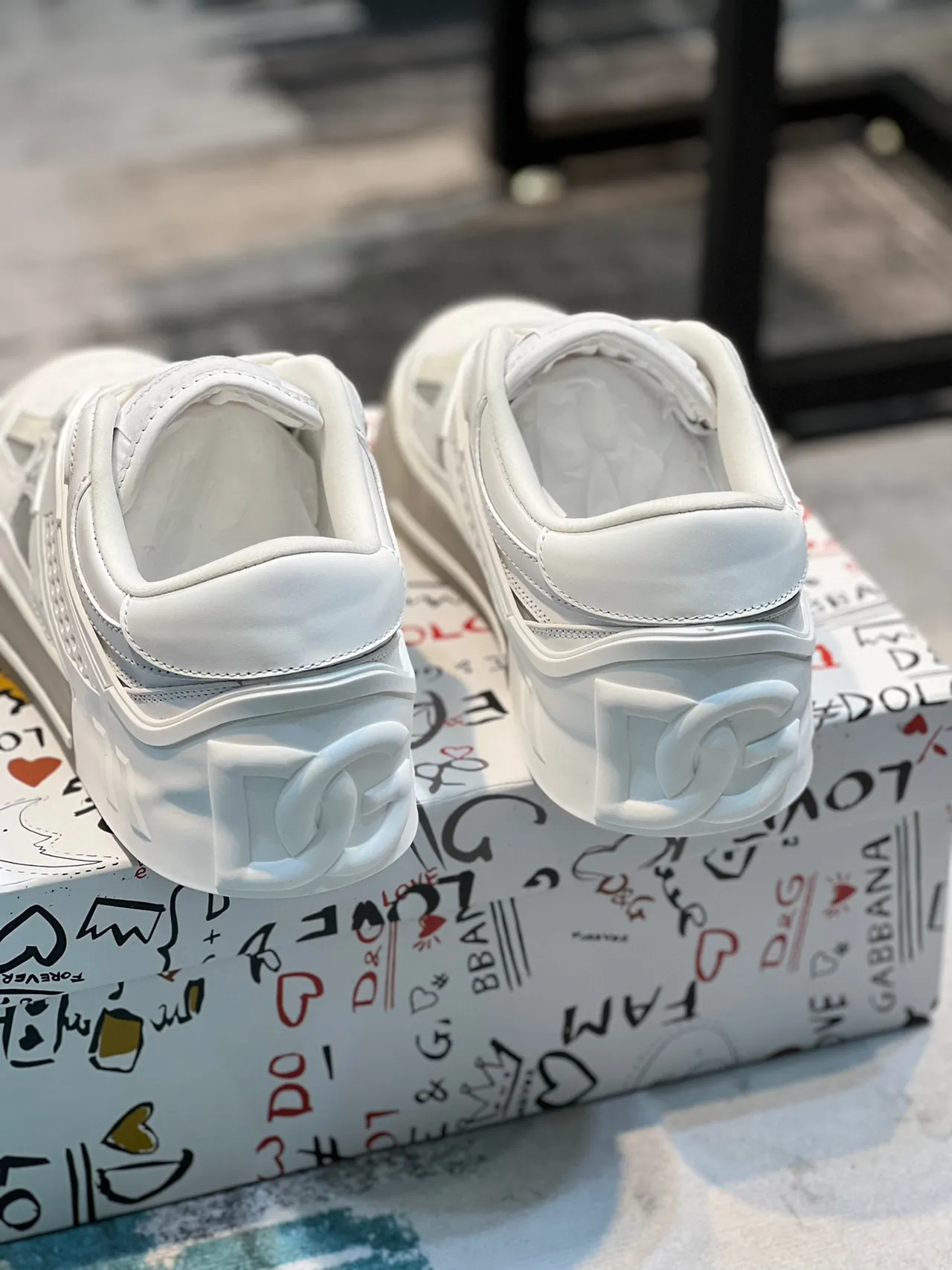 Dolce & Gabbana Sneaker Lifestyle Blanc Beige Low-Top Couches Superposées Sneakers Lifestyle 3