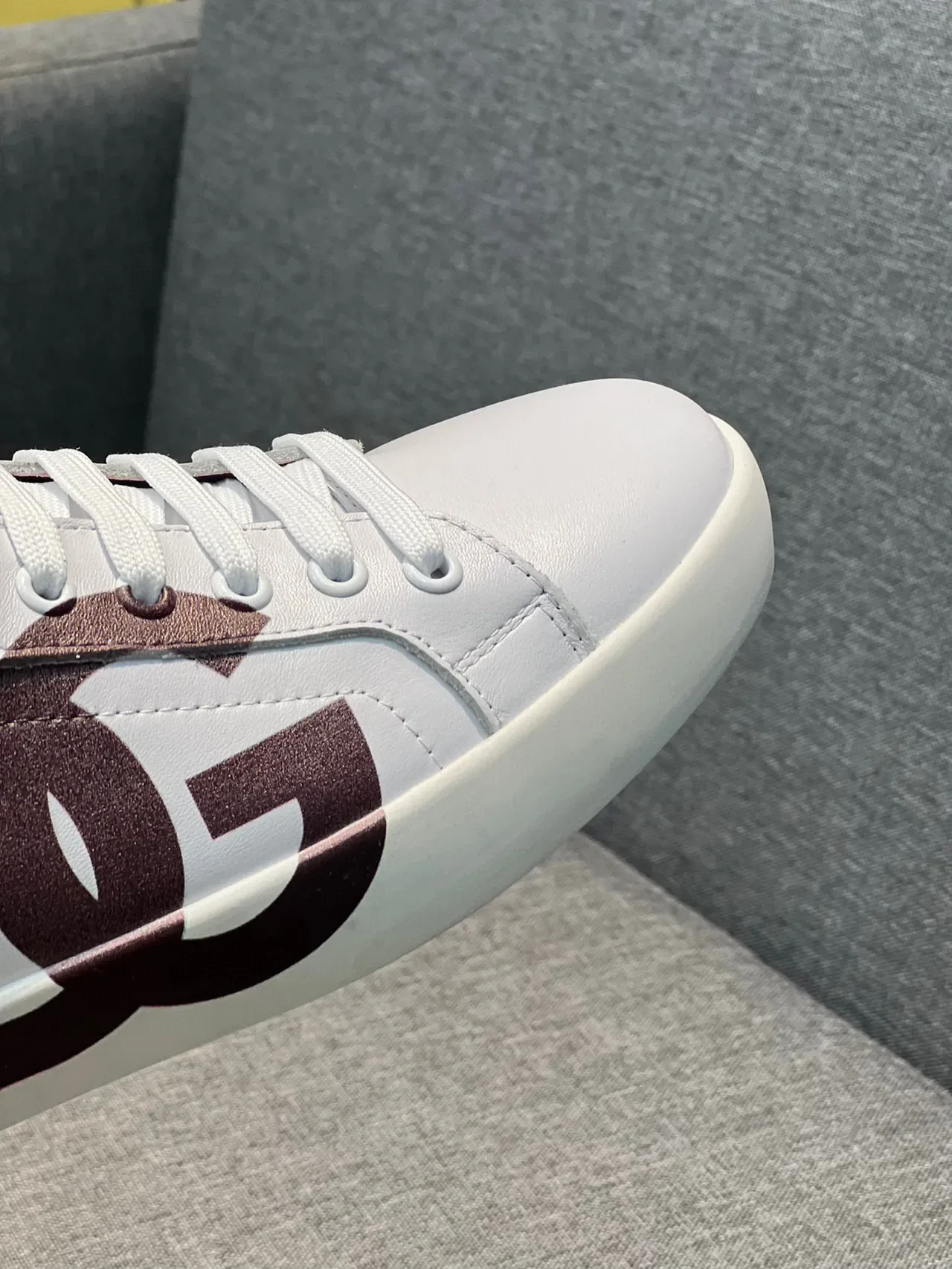 Dolce & Gabbana White and Purple DG Logo Lifestyle Sneakers 4