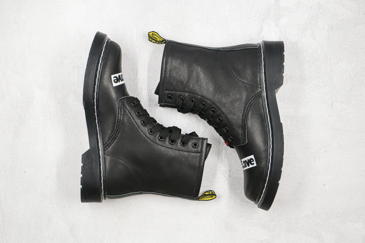 Dr. Martens 1460 Botín Negro Cuero Suave Martin 8
