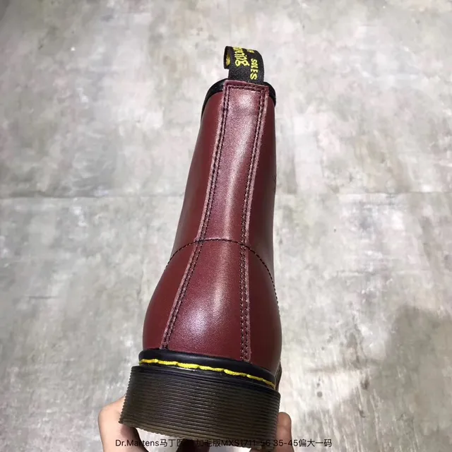 Dr. Martens 1460 Bordeaux Bottes Martin en Cuir Lisse 22