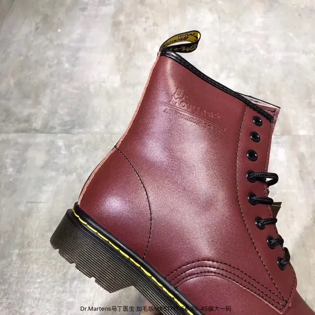Dr. Martens 1460 Bordeaux Bottes Martin en Cuir Lisse 23