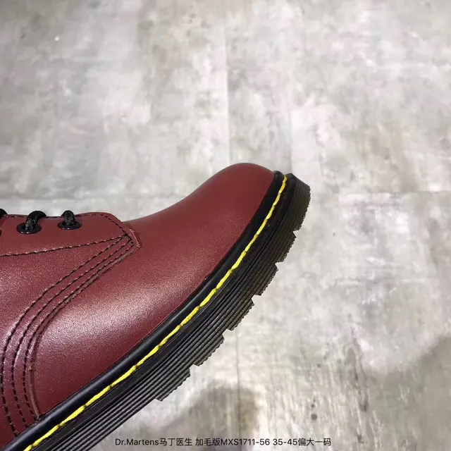 Dr. Martens 1460 Bordeaux Bottes Martin en Cuir Lisse 24