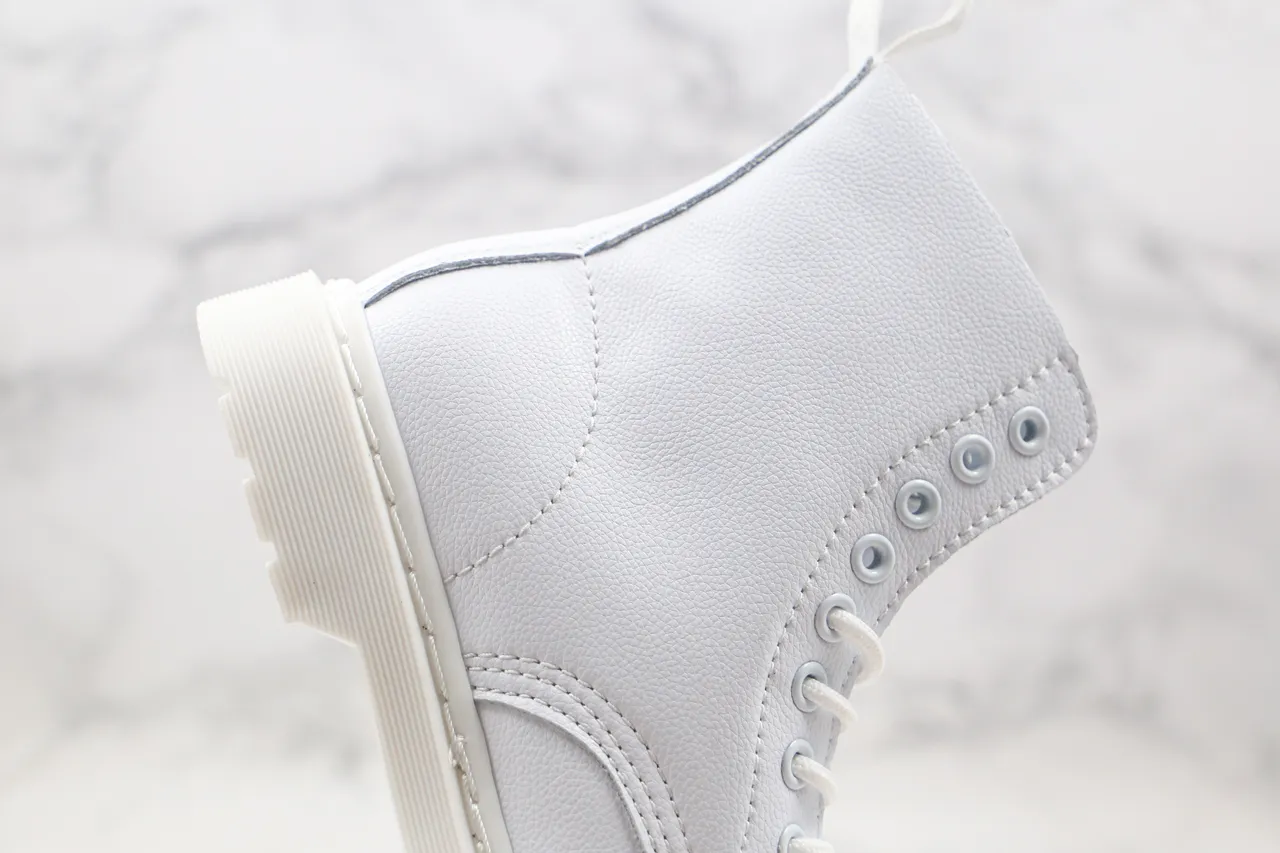 Dr. Martens 1460 White Smooth Leather-Like Upper 8-Eyelet Lace-Up Martin Boots 7
