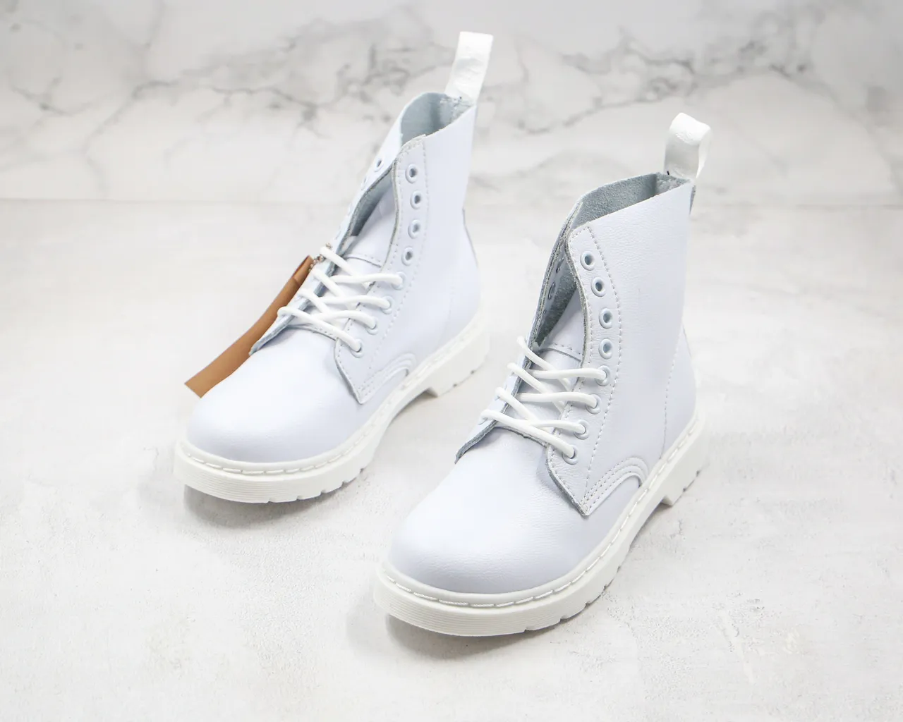 Dr. Martens 1460 White Smooth Leather-Like Upper 8-Eyelet Lace-Up Martin Boots 8