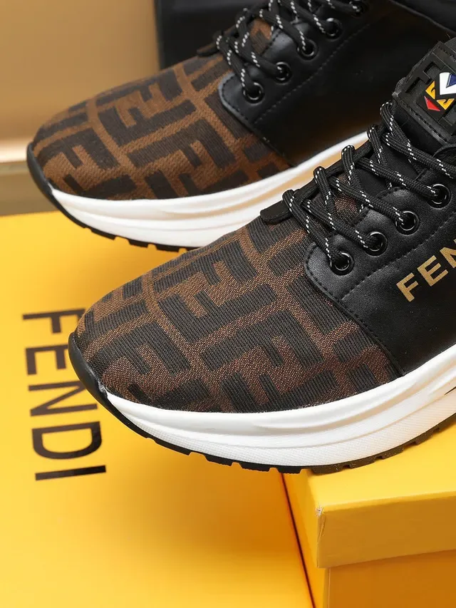 Fendi Sneakers noires marron monogrammées textile supérieur accents cuir chunky sneakers 3