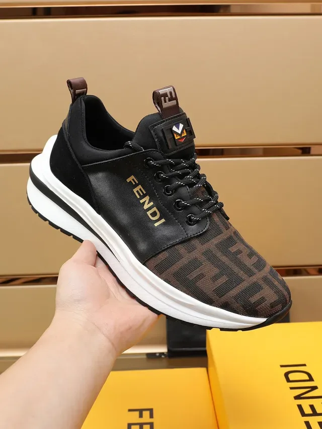 Fendi Sneakers noires marron monogrammées textile supérieur accents cuir chunky sneakers 7