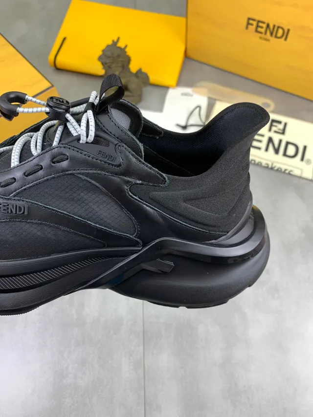 Fendi Black White Sole Mixed-Material Upper Chunky Sneakers 4