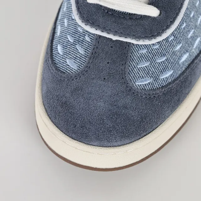Fendi Sneakers lifestyle upper hybride denim-suede bleu beige panneau logo FF blanc 5