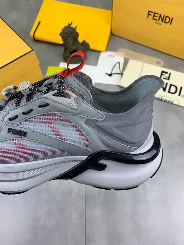 Fendi Runner Tênis Chunky Cinza e Vermelho Xadrez 4
