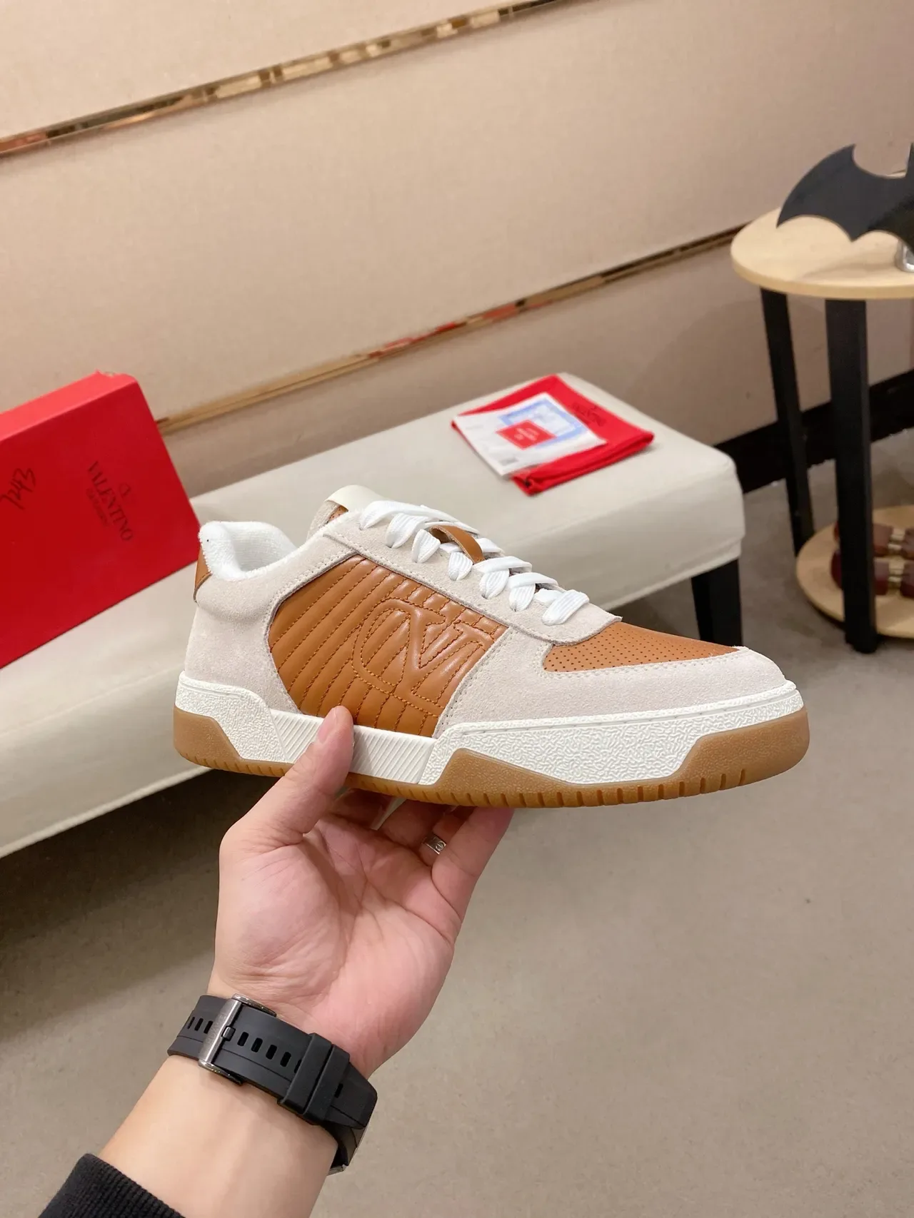 Beige and Tan Panelled Low-Top Lifestyle Sneaker 4