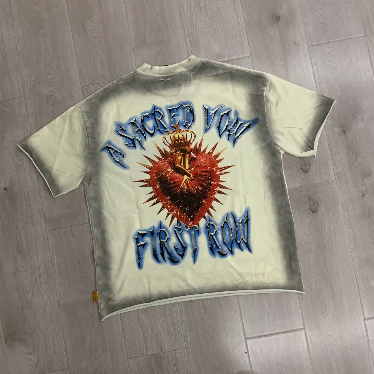 Beige Gray Acid-Wash Tie-Dye Large Religious-Art-Inspired Graphic Top 6