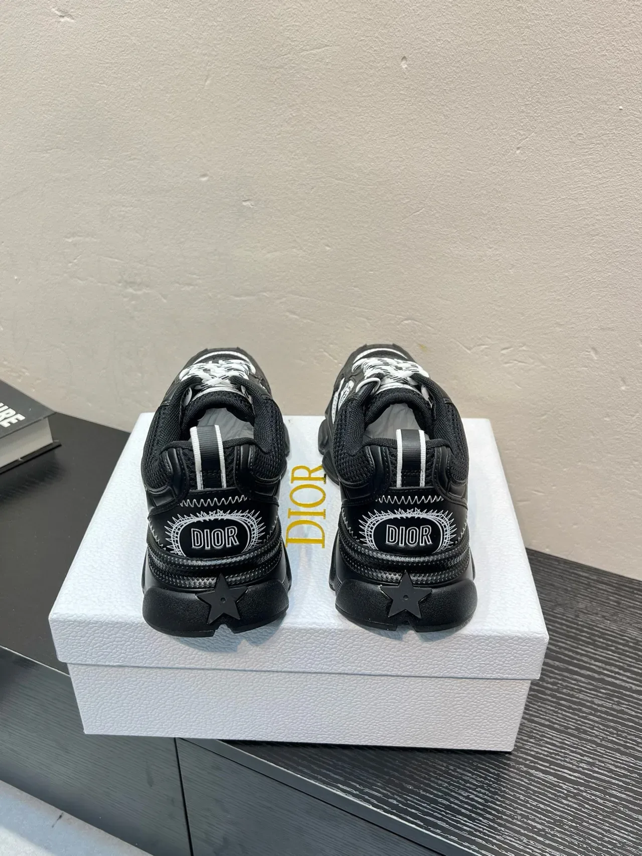 Black and White Graphic Chunky Sneaker 6