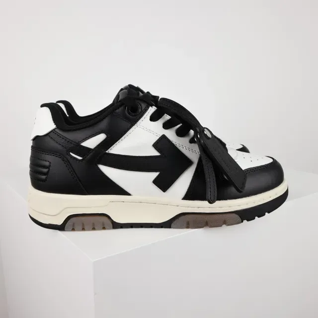 Black and White Paneled Low-Top Lifestyle Sneakers 3