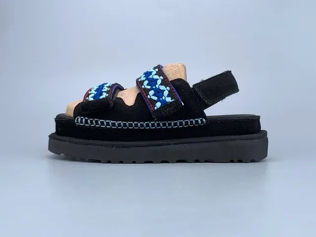 Black Blue Platform Sole Embroidered Strap Detail Casual Sandals 2
