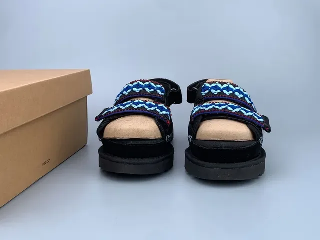 Black Blue Platform Sole Embroidered Strap Detail Casual Sandals 9