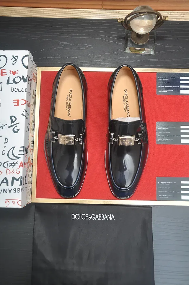 Black Gold Glossy Patent Leather Metal Bit Strap Loafer 5