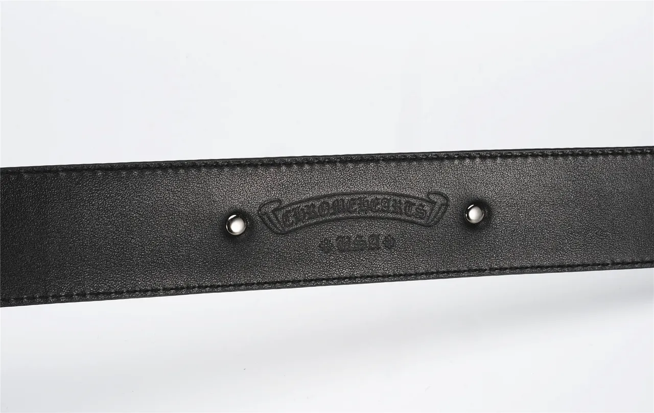 Black Gold Textured Pebbled Ornate Lion-Head Buckle Leather Belt 7
