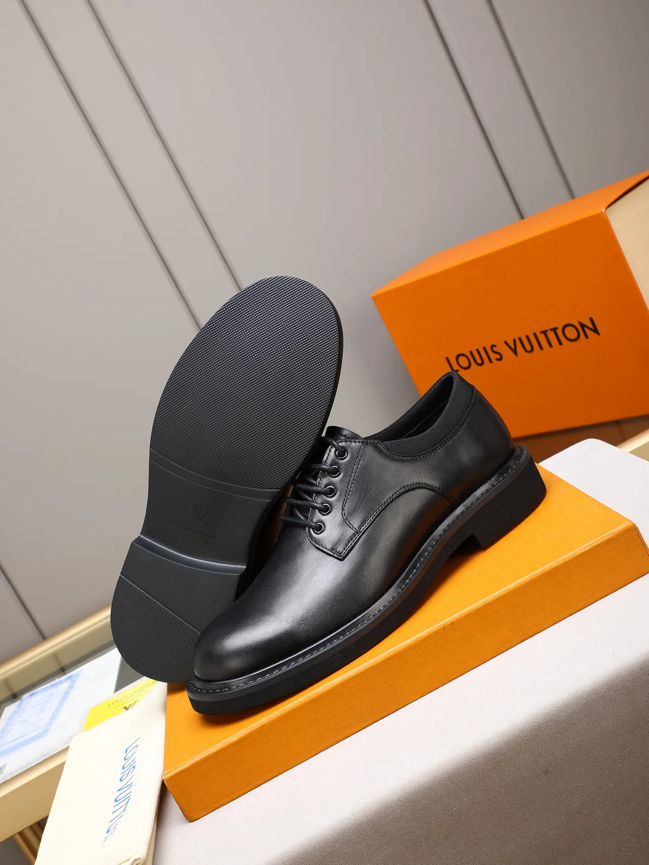 Black Leather Cap Toe Oxford Shoe 4