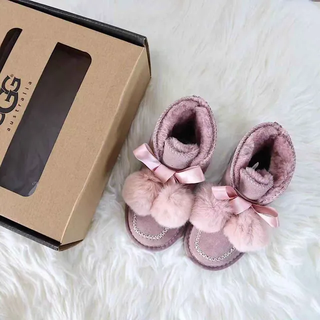 Botines de neige en fourrure avec pompon cousu en moccasin noir et rose 4