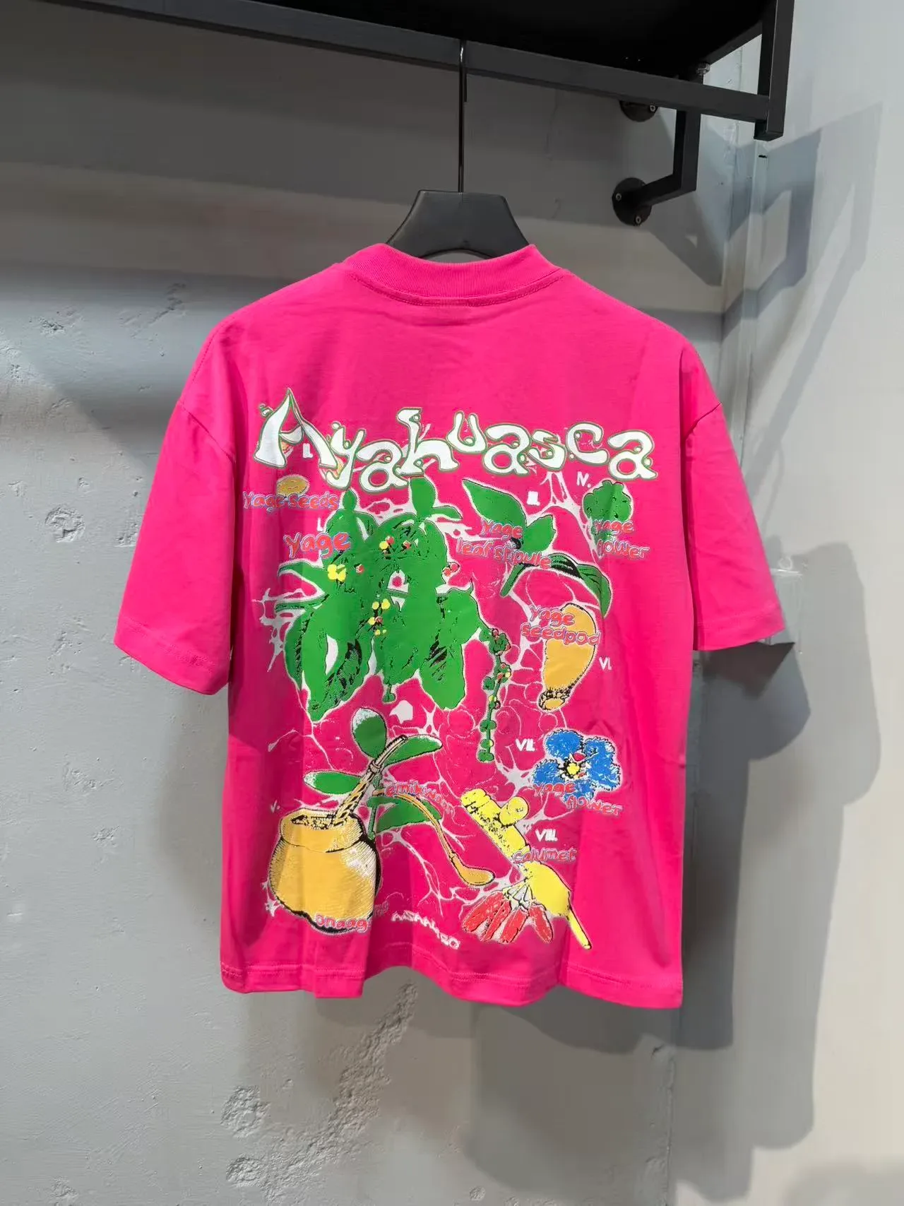 Black Pink Oversized Fit Screen-Printed Graphic T-Shirt 4