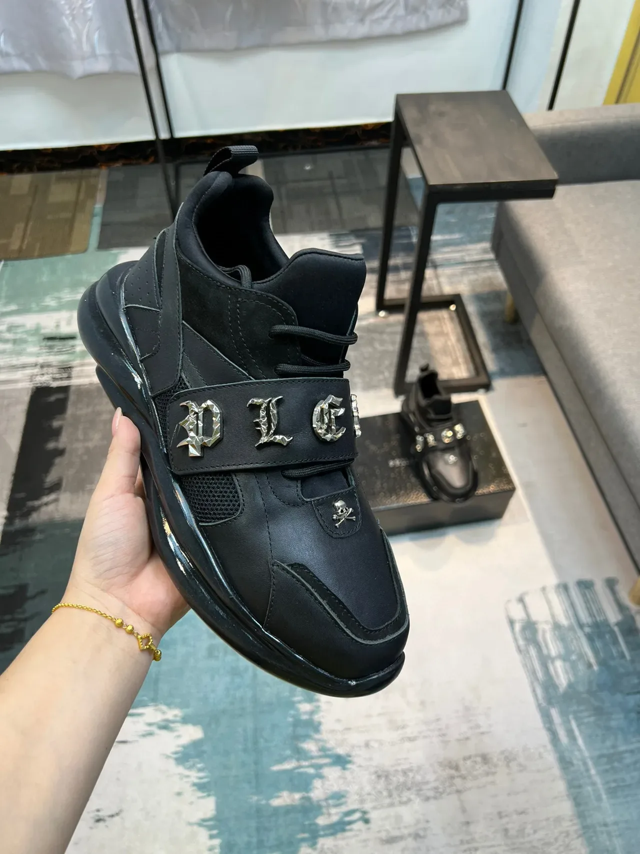 Black Silver Leather And Mesh Upper Translucent Sole Sneakers 7
