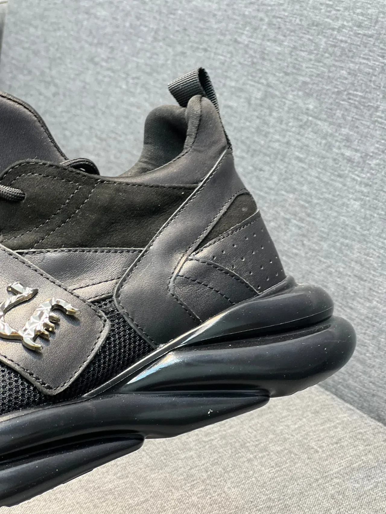 Black Silver Leather And Mesh Upper Translucent Sole Sneakers 8