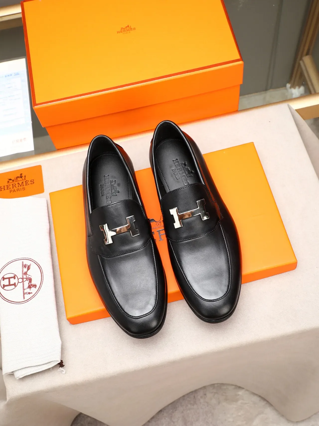 Black Silver Leather Metal H-Bar Ornament Loafer 3