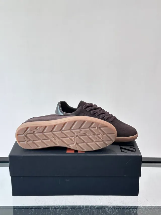 Brown Beige Suede Upper Leather Heel Tab Sneakers 2
