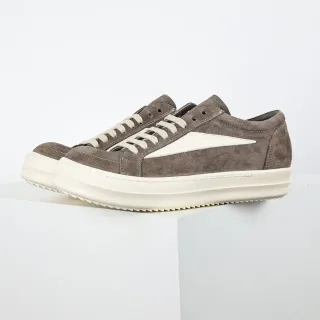 Sneakers com upper de camurça marrom bege e painel lateral off-white