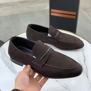 棕黑麂皮鞋面 皮尼带 乐福鞋