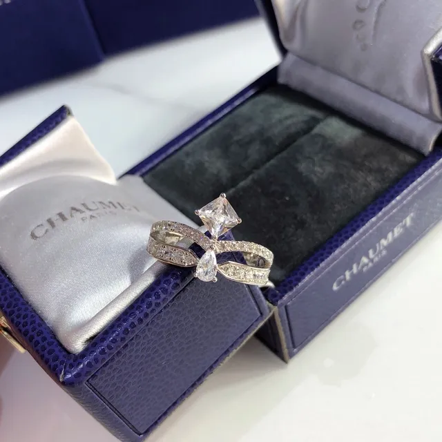 Chaumet Josephine Eclat Floral Floral Bow Pavé Diamond Ring 7