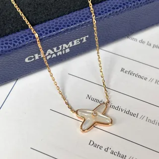 Chaumet Star-Shaped Mother-of-Pearl and Diamond Pendant Necklace