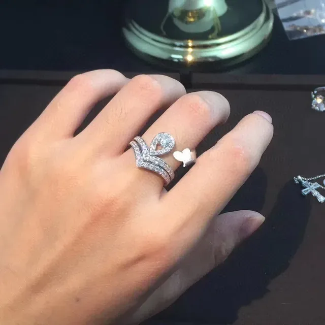 CHAUMET White Silver Teardrop Halo Double V-Band Ring 5