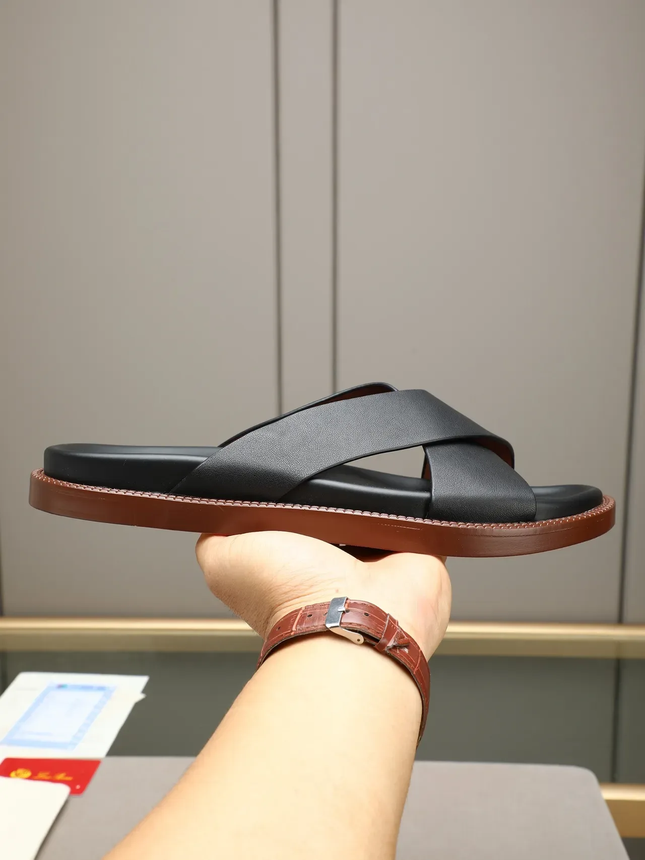 Crisscross Strap Flat Casual Sandals 22