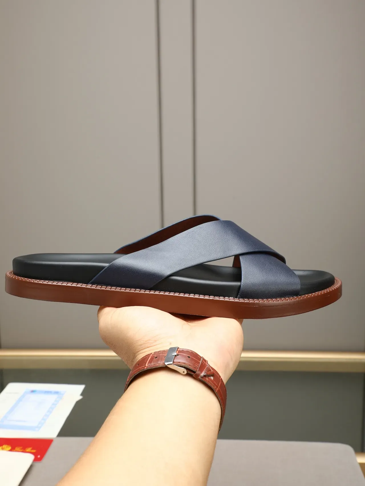 Crisscross Strap Flat Casual Sandals 23