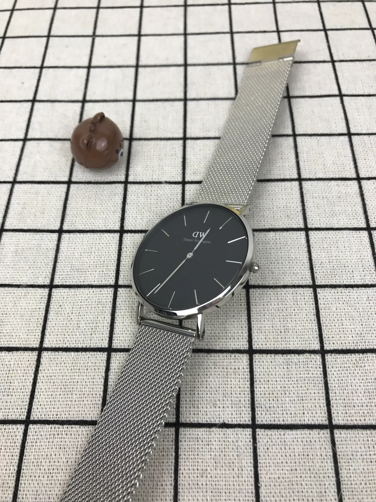Daniel Wellington Classic Black Dial Silver Mesh Quartz Watch 3