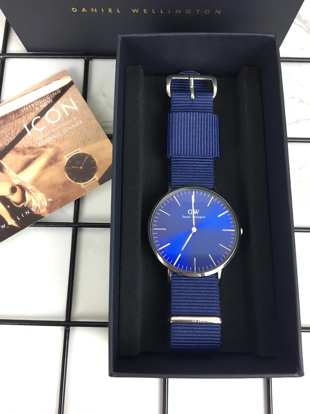 Daniel Wellington ICON Classic Petite Blue Gradient Dial Quartz Watch 2