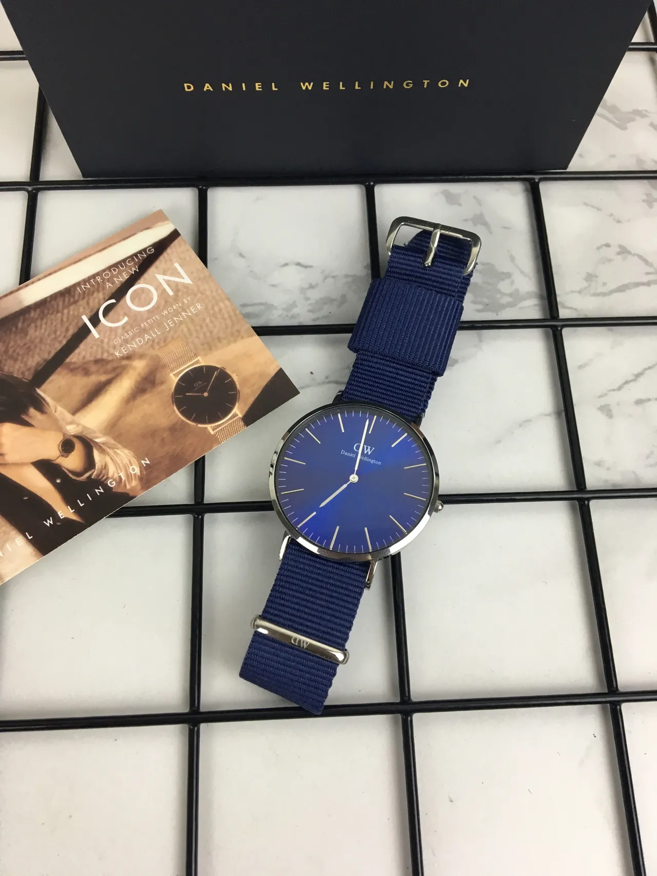 Daniel Wellington ICON Classic Petite Blue Gradient Dial Quartz Watch 4