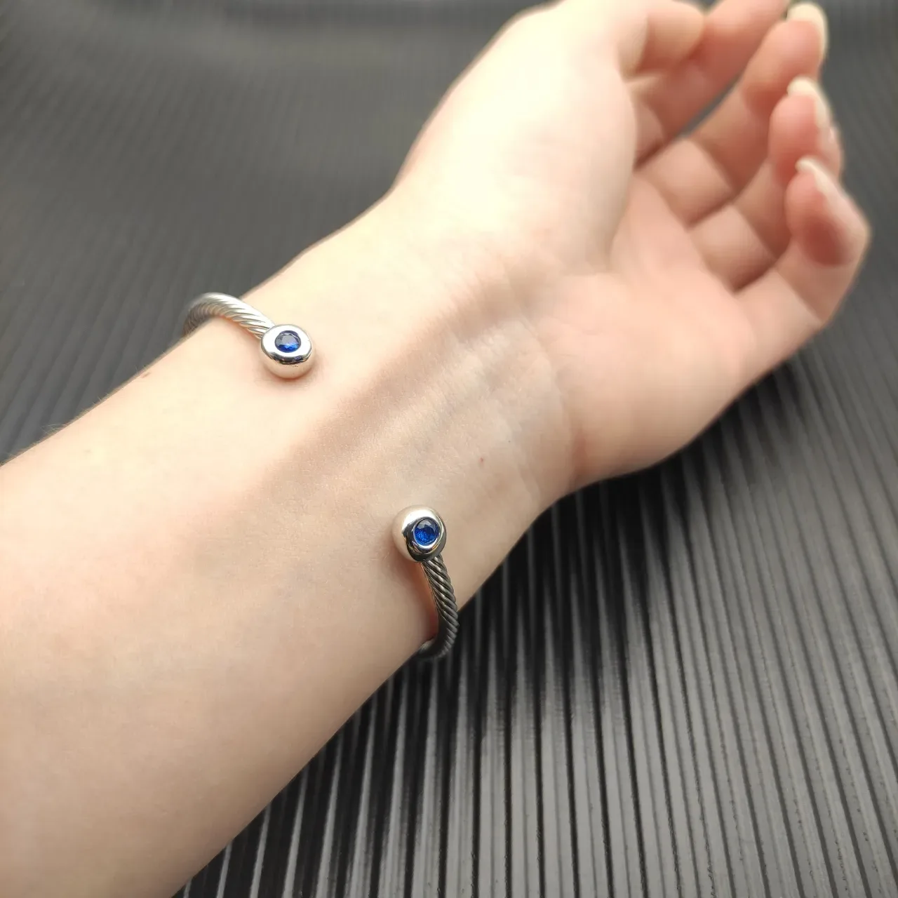 David Yurman Cable Classics Silver Blue Twisted Cabochon-Set Ends Bracelet 9