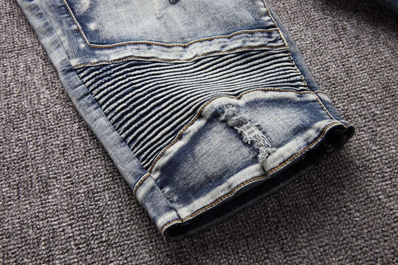 Distressed Zip-Pocket Moto-Panelled Denim Shorts 14