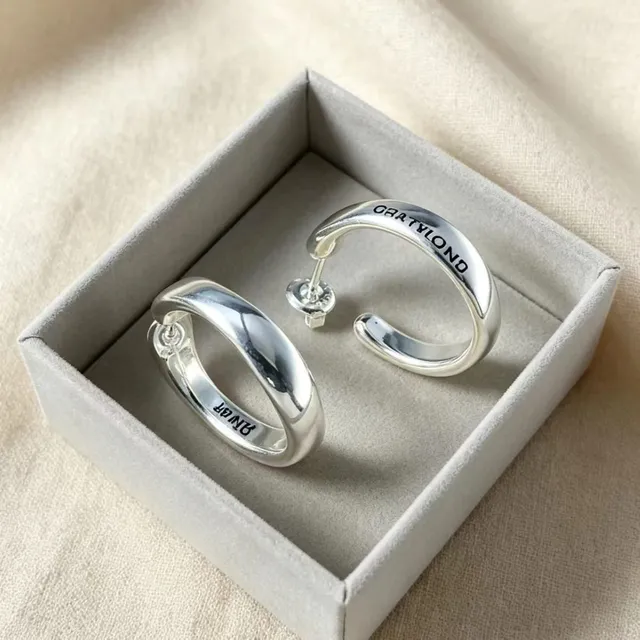 Dual-Stone Faceted Oval and Round Stud Earrings 23