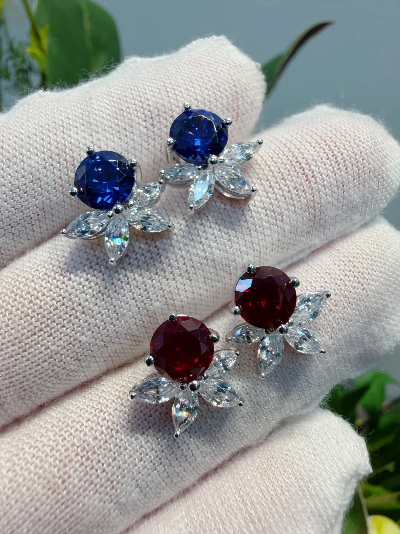 Floral Motif Blue Center Stone Marquise Side Stone Ring 8