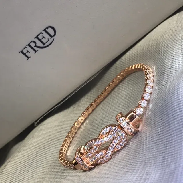 Fred Force 10 Knot Pavé Crystal Gold-Tone Bracelet 6