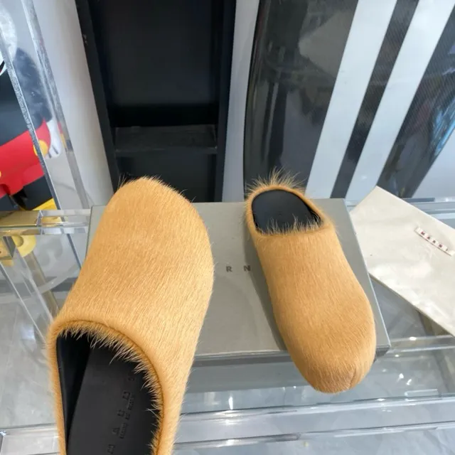 Furry Tan Open-Back Slipper-Style Casual Shoes 2