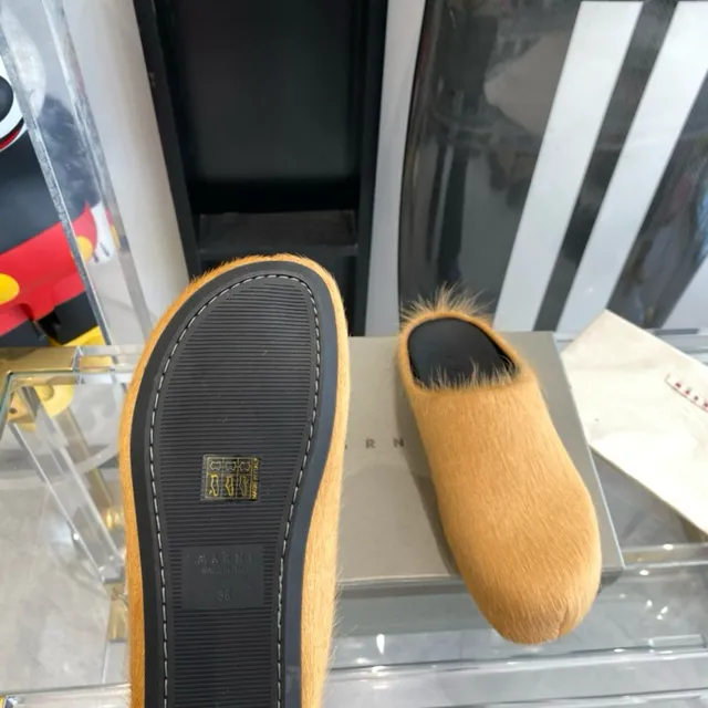 Furry Tan Open-Back Slipper-Style Casual Shoes 8