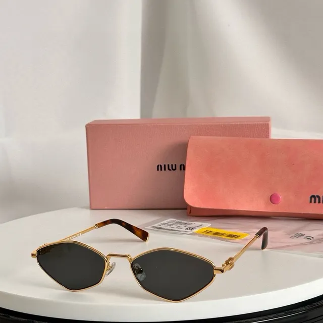 Geometric Hexagonal Gold Frame Brown Gradient Sunglasses 4