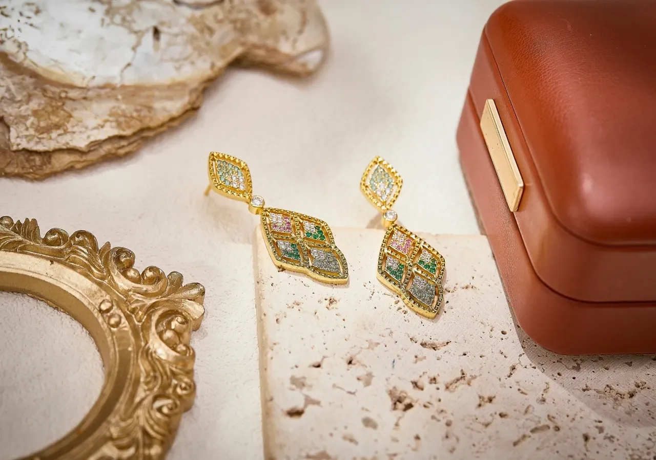 Geometric Lattice Pavé-Set Gemstone Dangling Earrings 3
